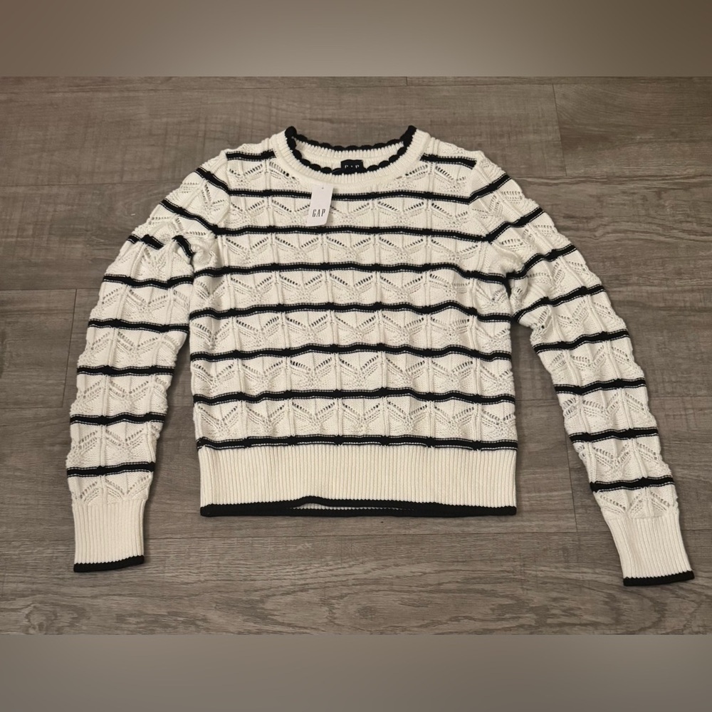 GAP Black and White Crew Neck Sweater with Nautical Stripes Size XS
